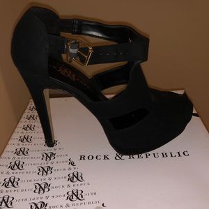 Black pump